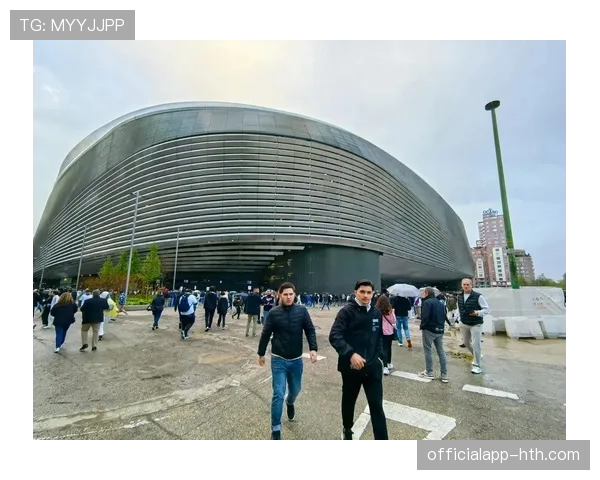 伯纳乌无限项目与苹果合作，以虚拟现实技术解决球场容量问题